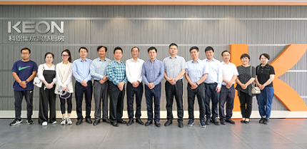 市委常委、統(tǒng)戰(zhàn)部長(zhǎng)及嵊紹政協(xié)委員一行領(lǐng)導(dǎo)蒞臨科恩電器考察指導(dǎo)！