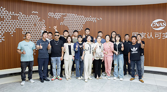 泉州經(jīng)銷商團隊來司參觀考察！